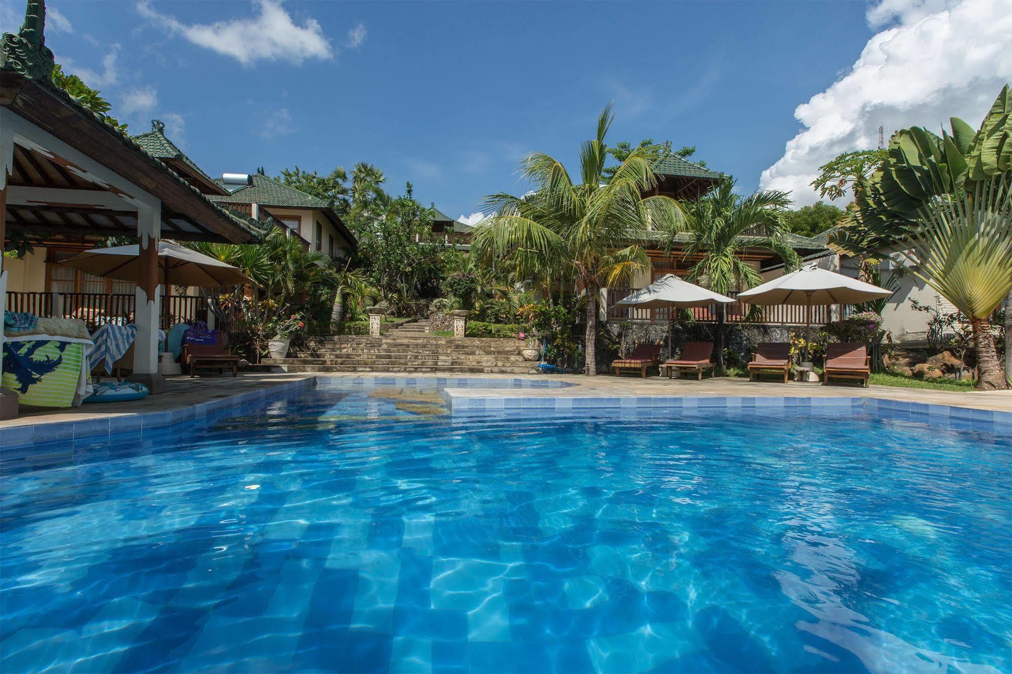 Puri Wirata Dive Resort And Spa Amed Exterior photo